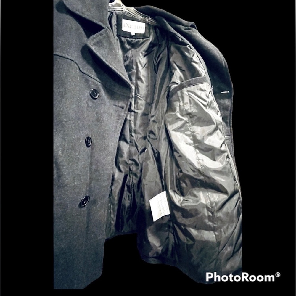 Double Breasted Peacoat •Men• - Picture 4 of 10